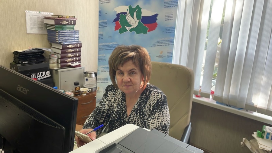 Специалисты проекта "Защитники нуждаются в защите проводят системное консультирование